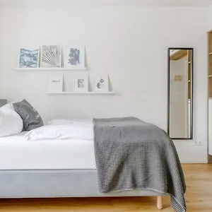 My - - Netflix Apartment